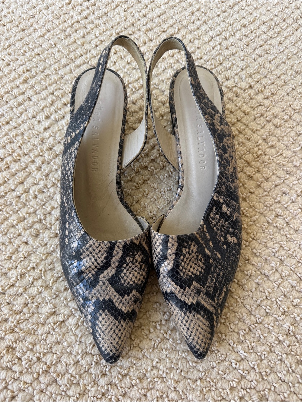 Freda Salvador Black and Beige Snake-Print Slingback Pumps size 8